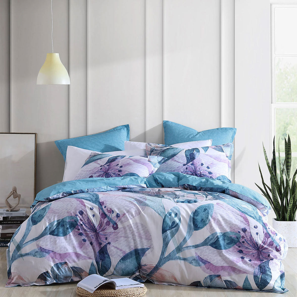 Logan and Mason Teagan Lilac Cotton-Rich Percale Print Super King Quilt Cover Set