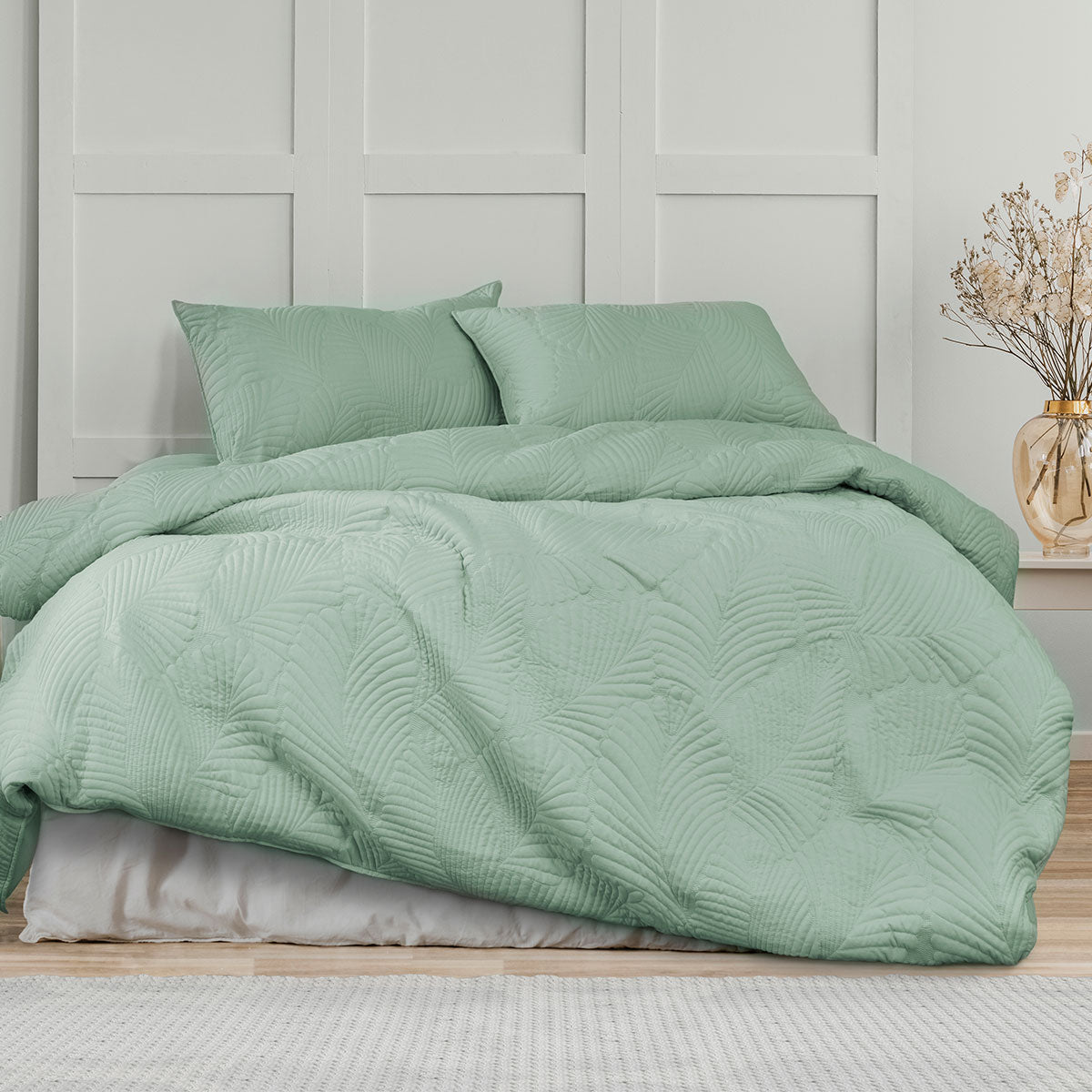 Ardor Molly Palm Green Quilted Queen Quilt Cover Set