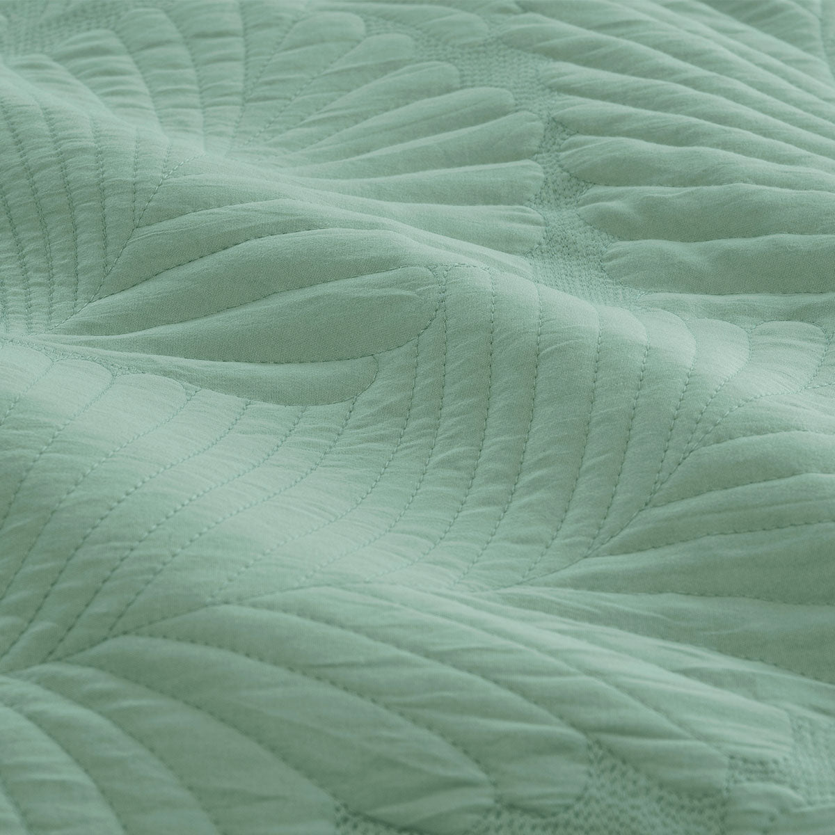 Ardor Molly Palm Green Quilted Queen Quilt Cover Set